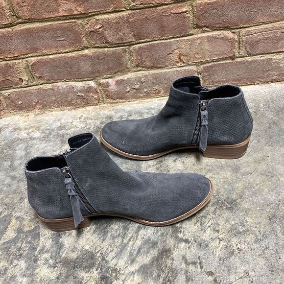 Dolce Vita Grey Suede Bootie Size 9.5 - Picture 6 of 9